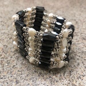 Magnetic Jewelry Necklace Bracelet Black